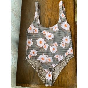 ACACIA Palm Springs one piece in Dragon Stripe